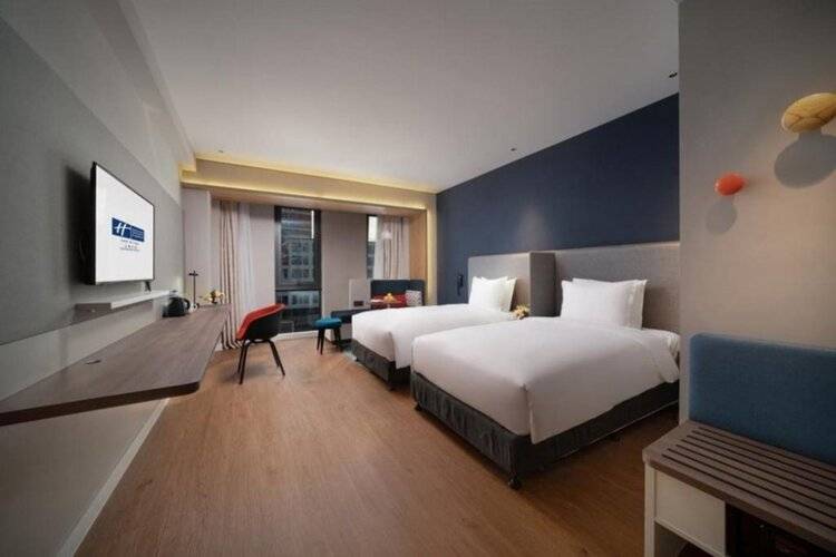 Holiday Inn Express Shanghai Huijin, An Ihg Hotel