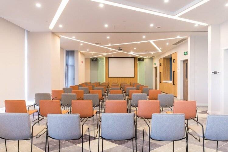Holiday Inn Express Shanghai Tangzhen, An Ihg Hotel