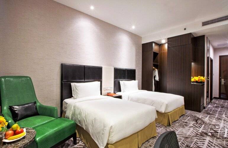 Holiday Inn Shanghai Jinshan, An Ihg Hotel