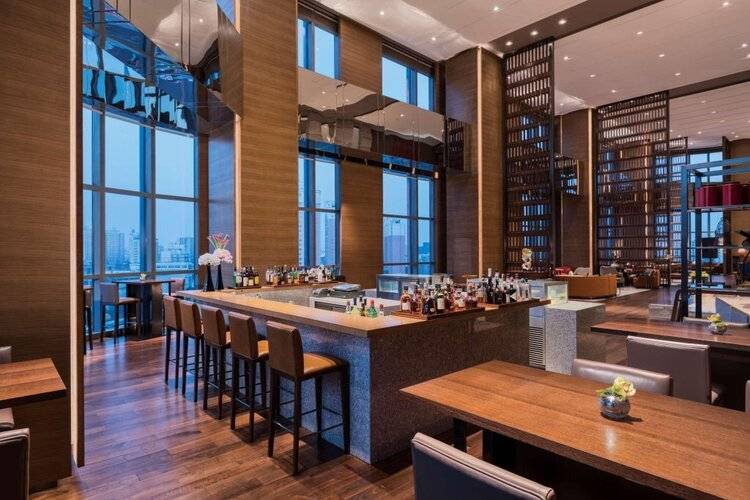Hyatt Regency Shanghai, Wujiaochang