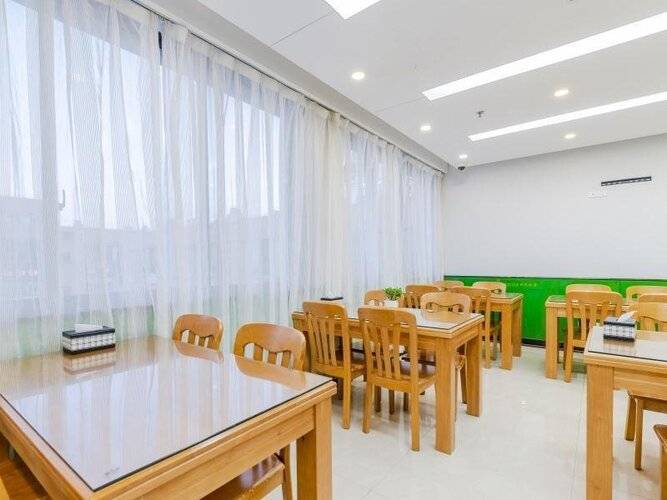 Vatica Shanghai International Tourist Resort Huaxi