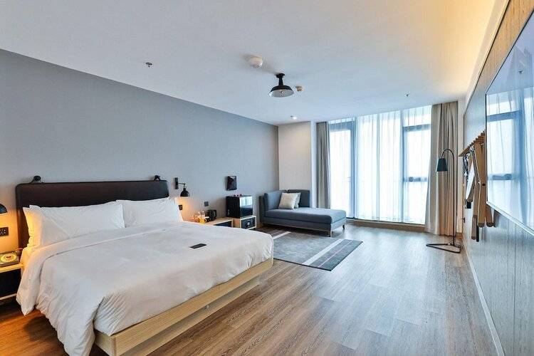 Moxy Shanghai Hongqiao Necc
