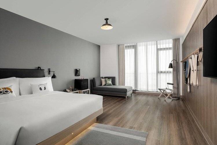 Moxy Shanghai Hongqiao Necc