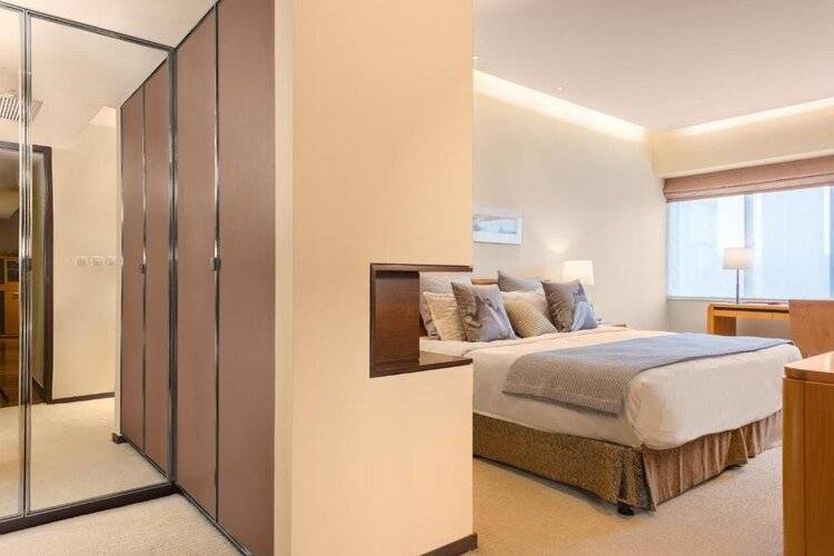 Shanghai Centre Serviced Apartment