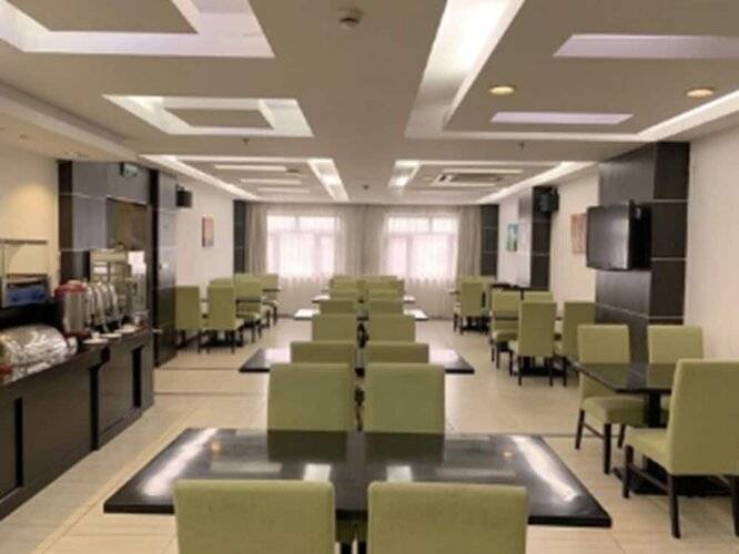 Shanghai Joyful Star Hotel