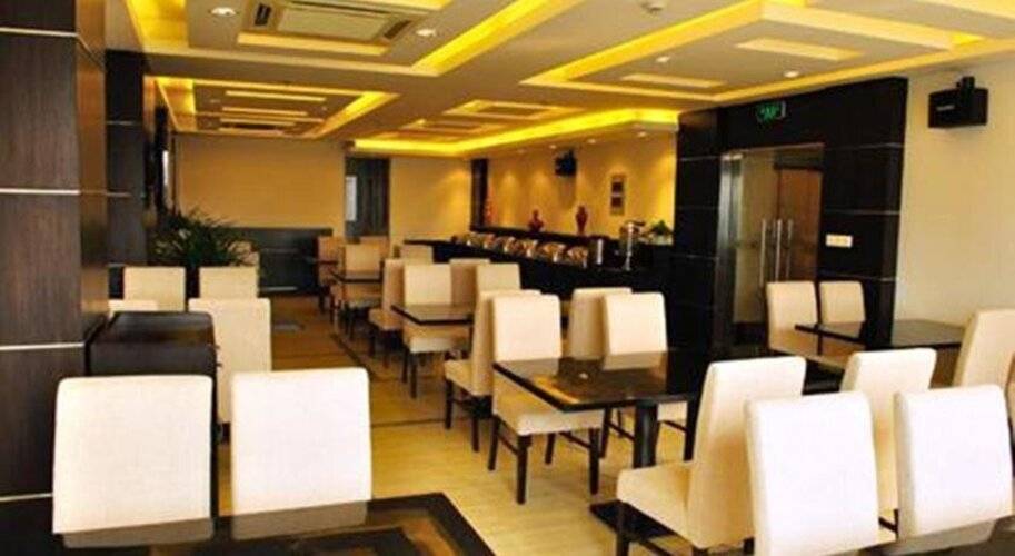 Shanghai Joyful Star Hotel