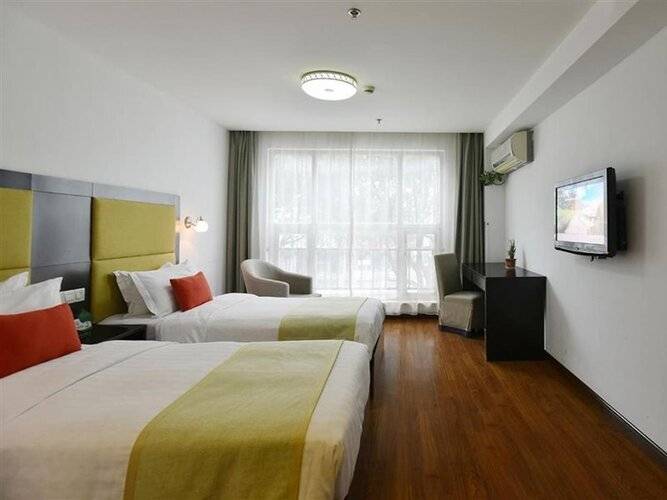 Shanghai Joyful Star Hotel