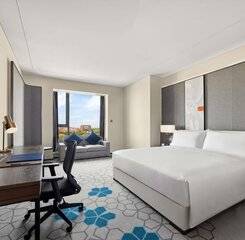 $item['hotel']['name']