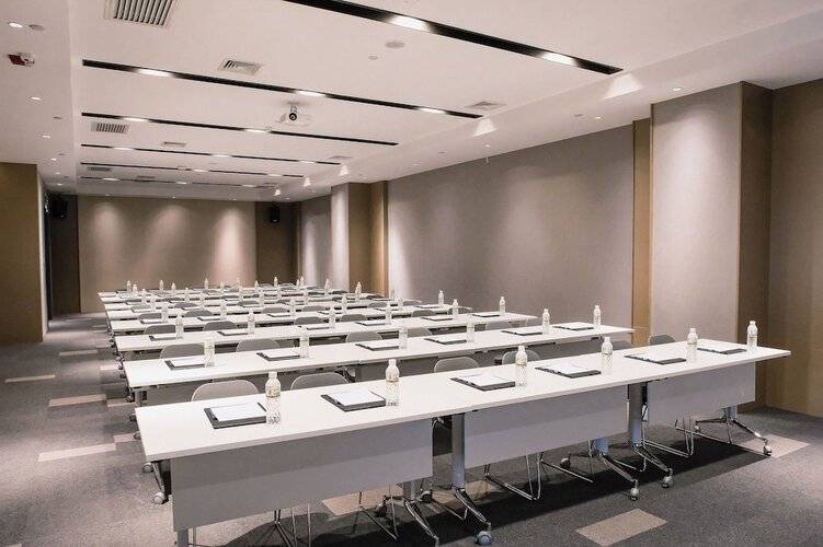 Holiday Inn Express Harbin Qunli