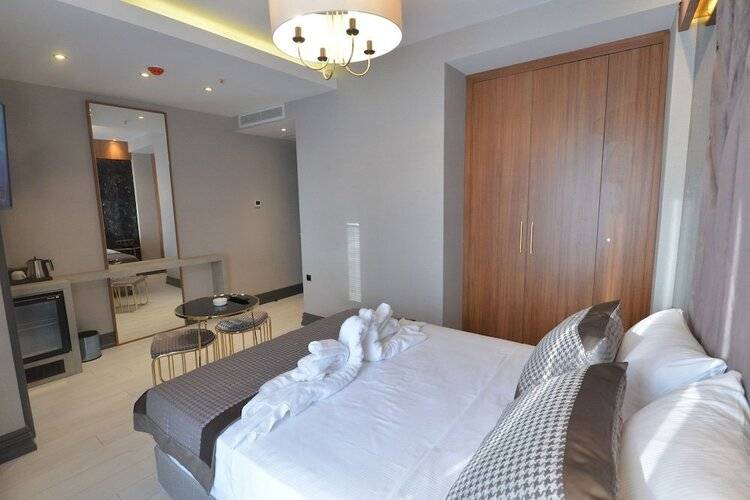 Santra Hotel