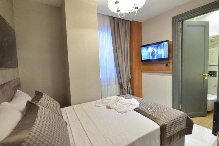 Santra Hotel