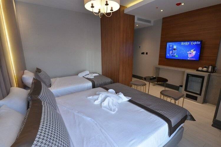 Santra Hotel