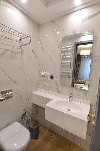 Santra Hotel