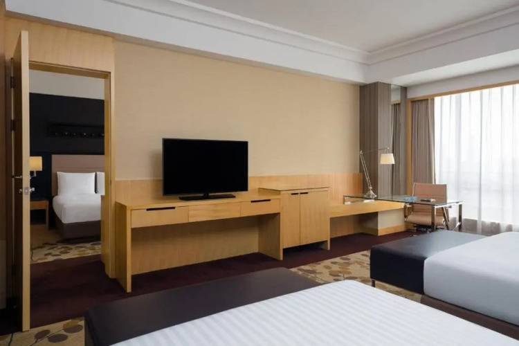 Courtyard By Marriott Shanghai Central