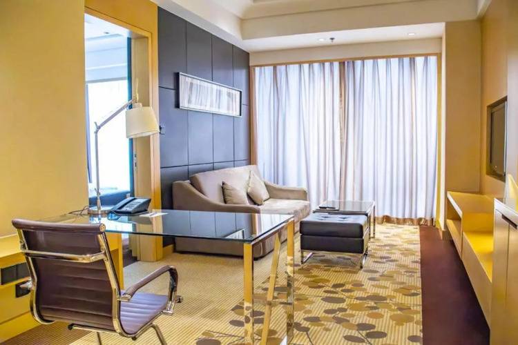 Courtyard By Marriott Shanghai Central