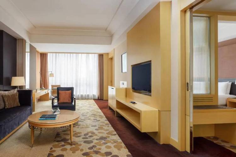 Courtyard By Marriott Shanghai Central