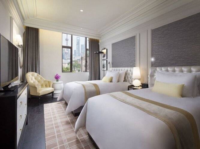 Golden Tulip Bund New Asia