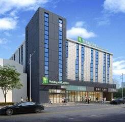 $item['hotel']['name']