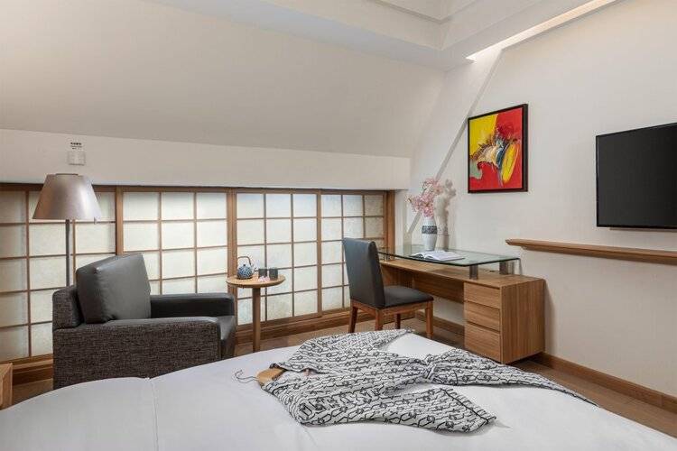 Holiday Inn Shanghai Hongqiao Central, An Ihg Hotel