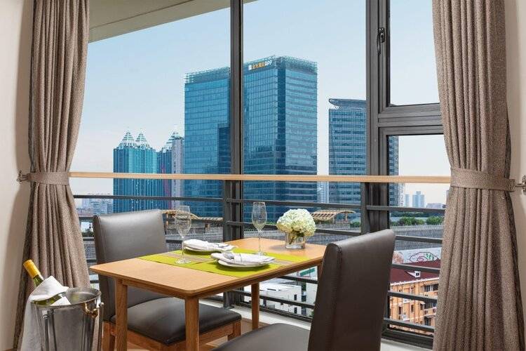 Holiday Inn Shanghai Hongqiao Central, An Ihg Hotel