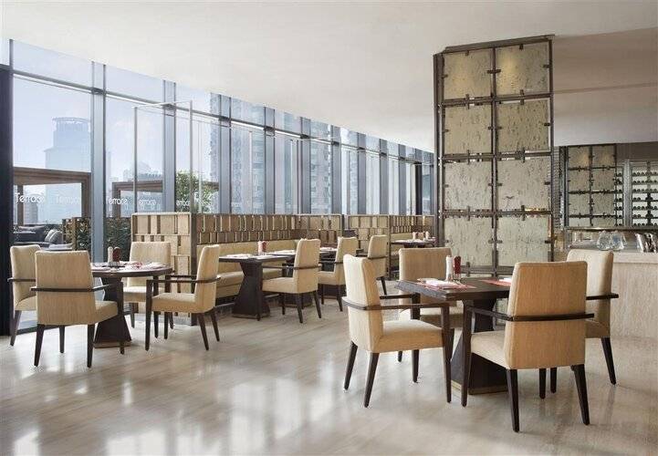 Hualuxe Shanghai Twelve At Hengshan, An Ihg Hotel
