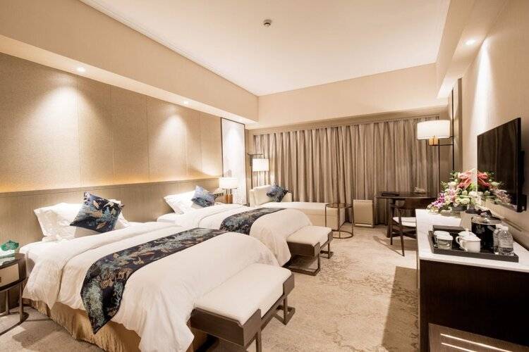 Jin Jiang Pine City Hotel