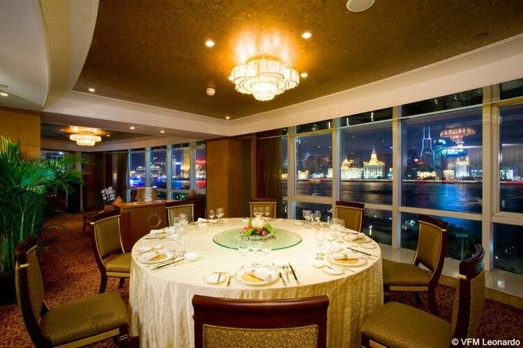 Oriental Riverside Hotel