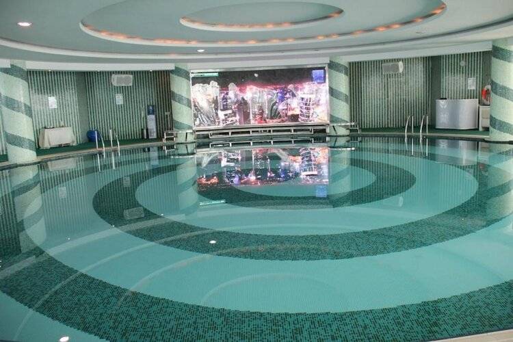Oriental Riverside Hotel