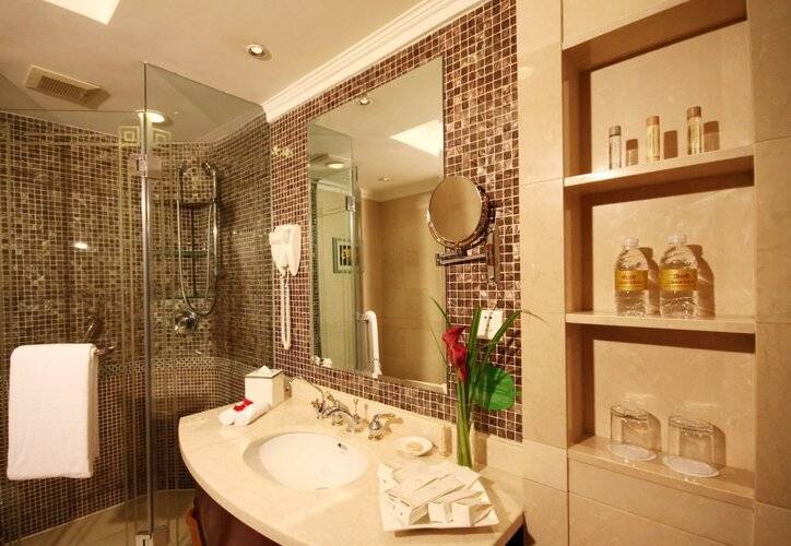 Oriental Riverside Hotel