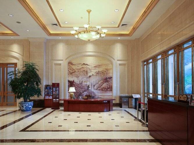 Oriental Riverside Hotel