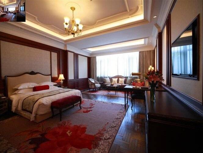 Shanghai Donghu Hotel