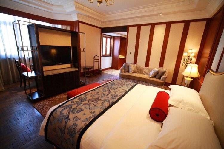 Shanghai Donghu Hotel