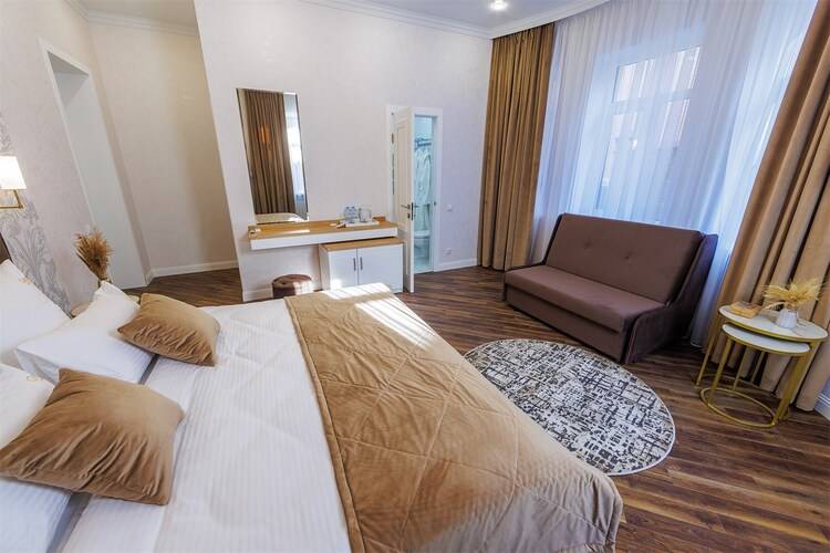 Григс (Grigs Hotel)