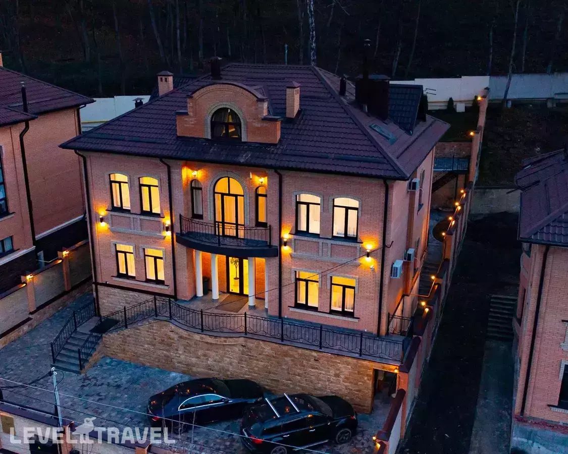 Григс (Grigs Hotel)