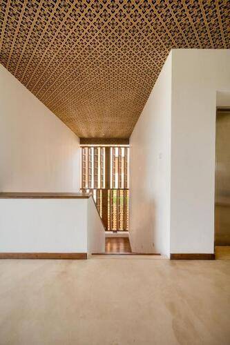 Kayaam House
