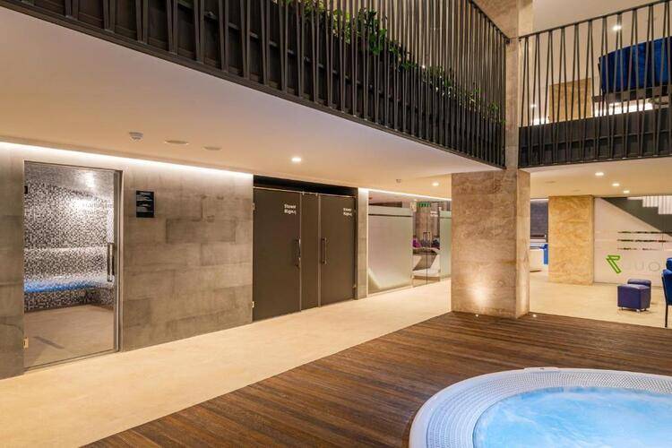 Holiday Inn Yerevan Republic Square