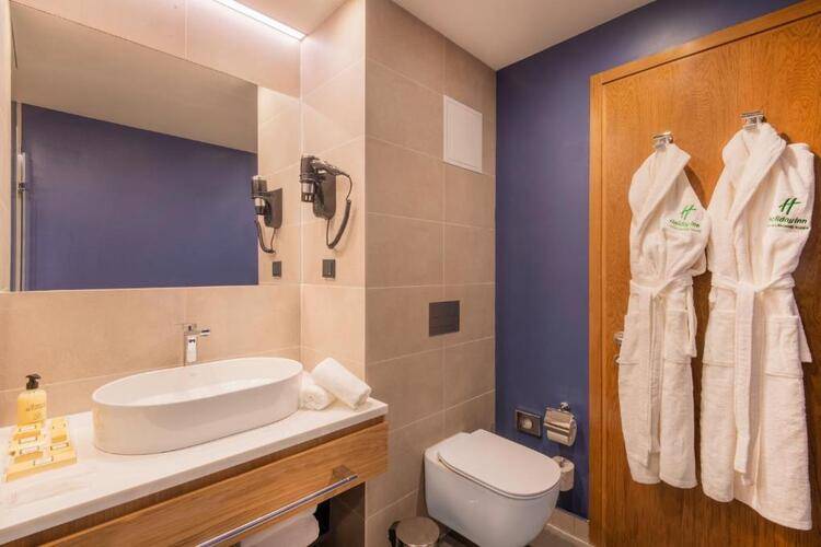 Holiday Inn Yerevan Republic Square