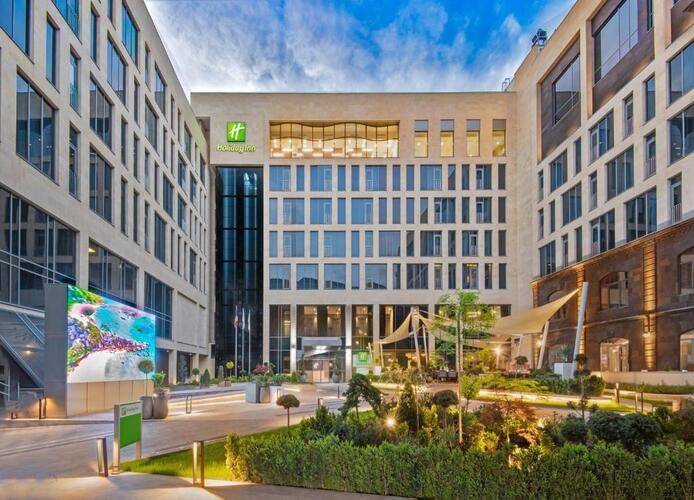Holiday Inn Yerevan Republic Square