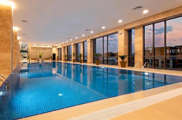 Holiday Inn Yerevan Republic Square