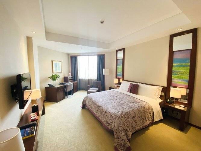 Baolong Hotel