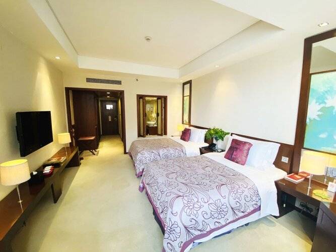 Baolong Hotel