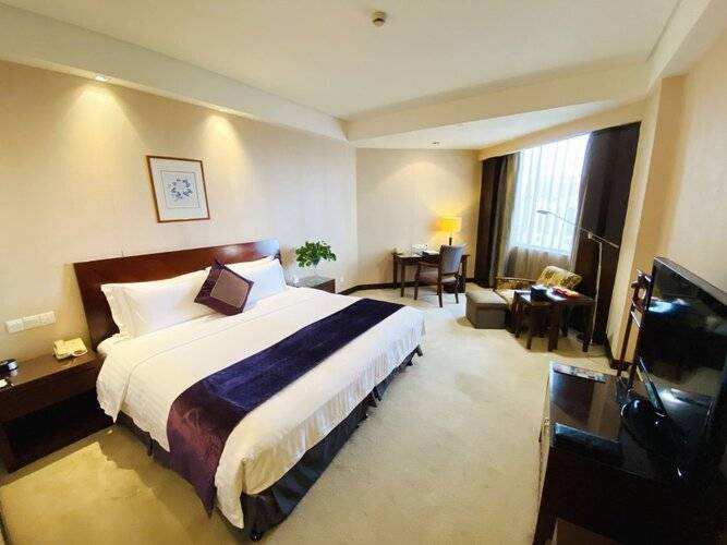 Baolong Hotel