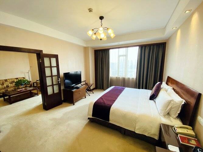 Baolong Hotel