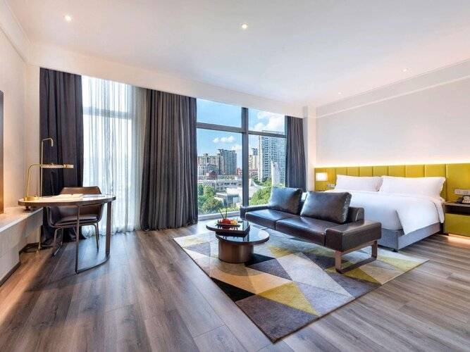 Grand Mercure Shanghai Century Park Hotel