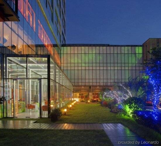 Grand Mercure Shanghai Century Park Hotel