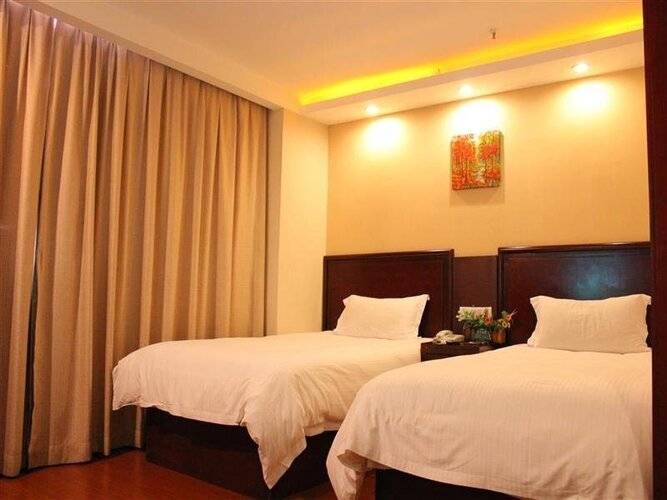 Greentree Inn Shanghai Caoan Road Textile Express Hotel