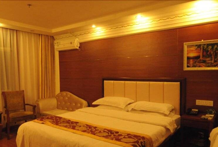 Greentree Inn Shanghai Chongming Bao Town Express Hotel