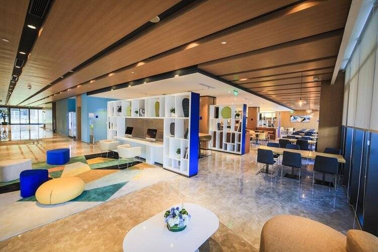 Holiday Inn Express Shanghai Pujiang, An Ihg Hotel