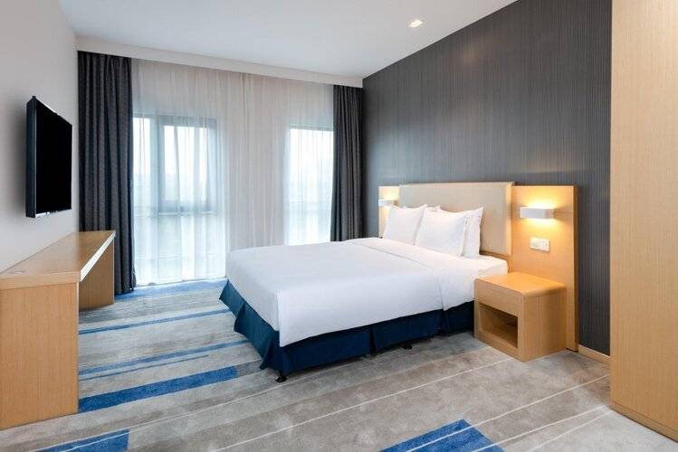 Holiday Inn Express Shanghai Pujiang, An Ihg Hotel