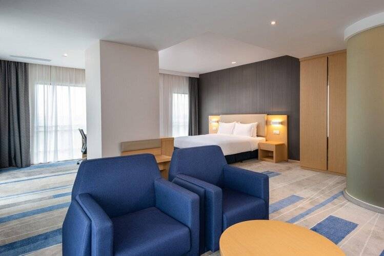 Holiday Inn Express Shanghai Pujiang, An Ihg Hotel